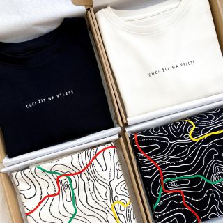 Navržené a ušité lokálně v České republice pro všechny dobrodruhy tělem i duší ❤️ #mujkousek #chcizitnavylete #vrstevnice...